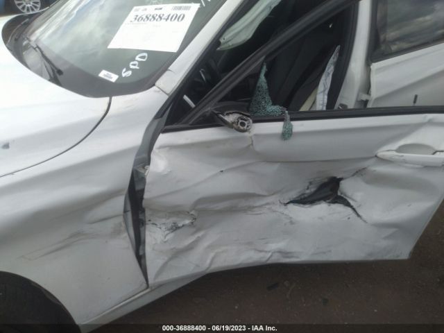 WBA8D9C38HA004267 BMW 3 Series 330i Xdrive