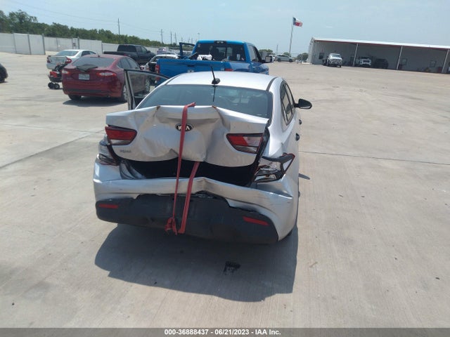 KIA RIO LX 2018 3KPA24ABXJE066490 Image 12