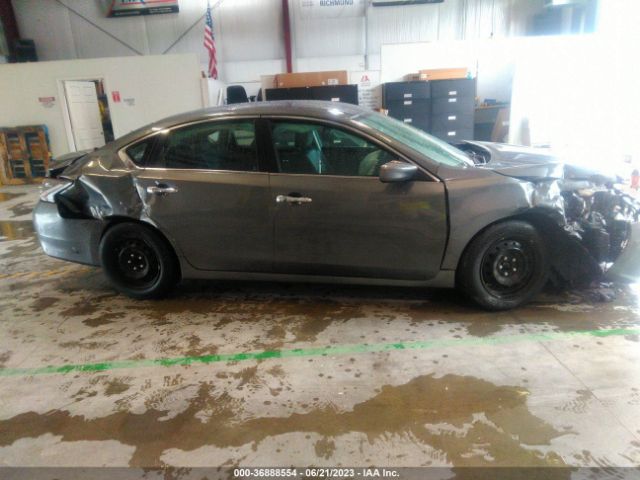 1N4AL3AP4JC185622 Nissan Altima 2.5 S