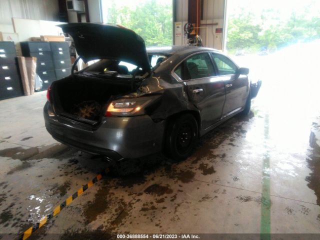 1N4AL3AP4JC185622 Nissan Altima 2.5 S