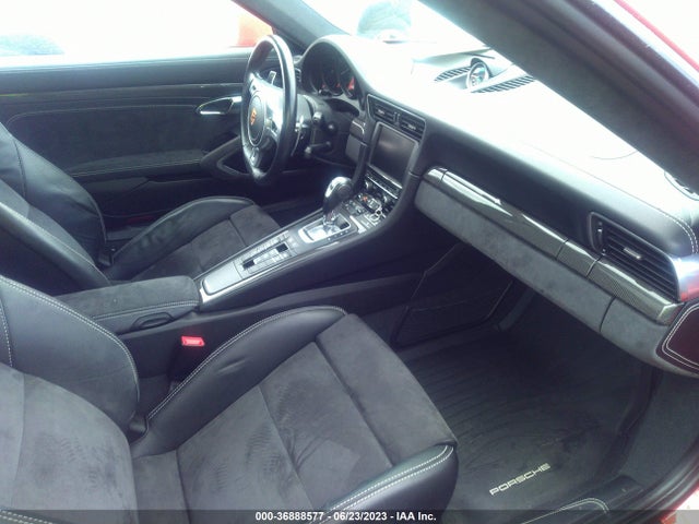 2016 Porsche 911, VIN: WP0AB2A94GS122396