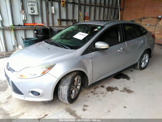 1FADP3F2XEL251451 Ford FOCUS SE