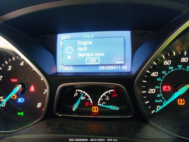 1FADP3F2XEL251451 Ford FOCUS SE