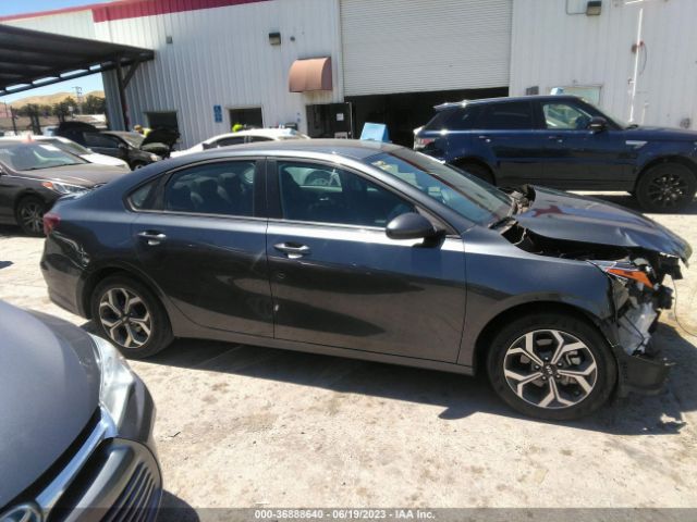 3KPF24AD9LE195816 KIA Forte Lxs