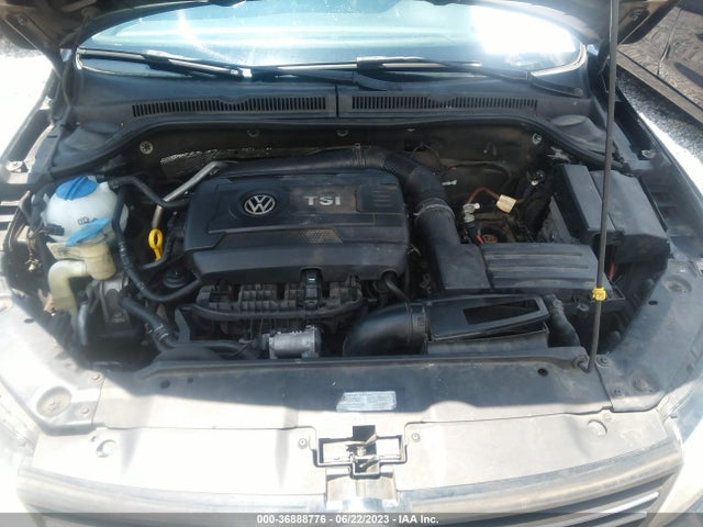 3VWD17AJ3EM388101 Volkswagen Jetta Sedan Se