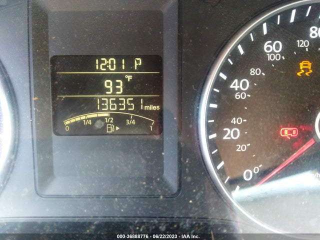 3VWD17AJ3EM388101 Volkswagen Jetta Sedan Se