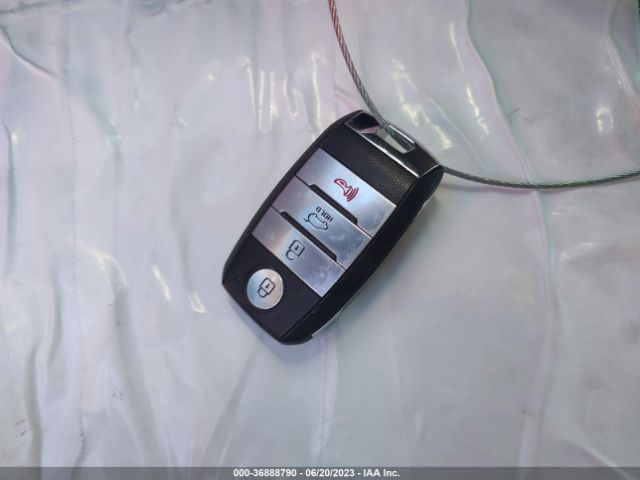 KNDPC3AC9G7840621 KIA Sportage Ex