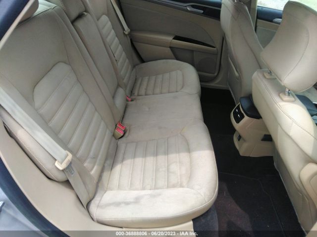 3FA6P0H75FR267107 Ford FUSION SE