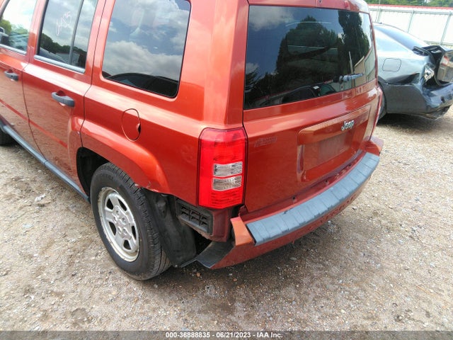 2008 JEEP PATRIOT SPORT VIN: 1J8FT28018D783831