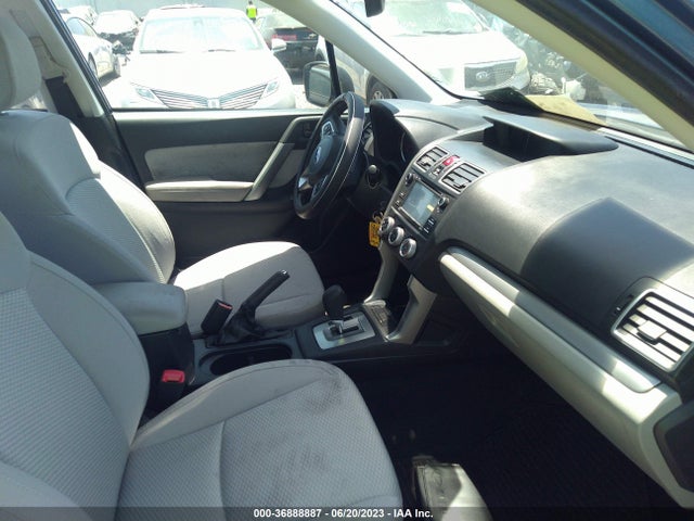 JF2SJABCXJH585306 Subaru Forester