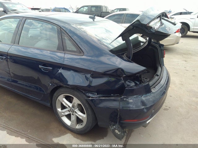 WAUB8GFF5H1015117 Audi A3 Sedan Premium