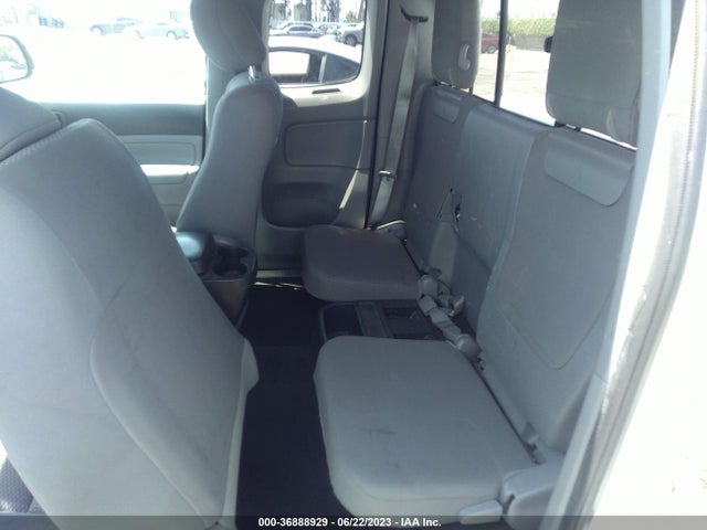 Toyota TACOMA 2015 5TFTX4CN2FX050812 Image 8