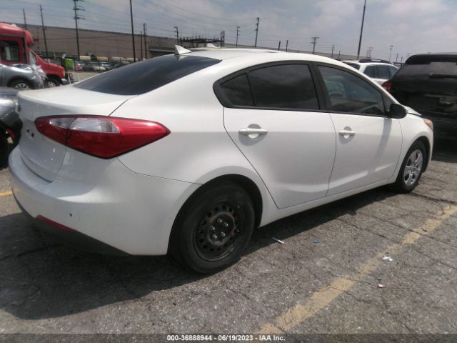 KNAFK4A60G5590645 KIA FORTE LX