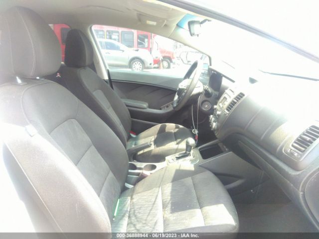 KNAFK4A60G5590645 KIA FORTE LX