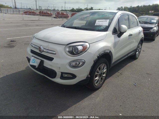 ZFBCFYDT3GP393754 Fiat 500x Lounge