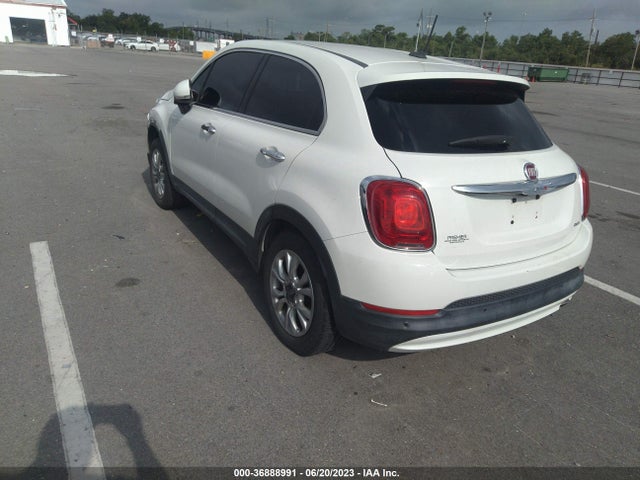 ZFBCFYDT3GP393754 Fiat 500x Lounge