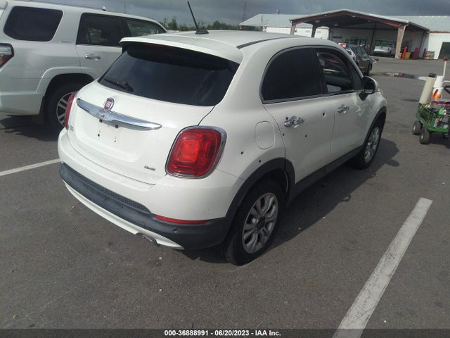 ZFBCFYDT3GP393754 Fiat 500x Lounge