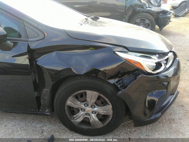 Chevrolet CRUZE LS 2017 1G1BC5SM8H7115082 Image 6