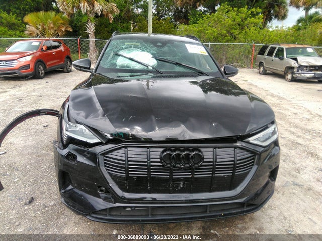 2023 Audi e-tron, VIN: WA1LAAGE4PB024912