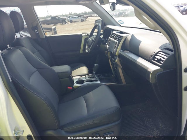 Toyota 4runner Sr5 Premium 2023 JTEFU5JR5P5283755 Image 12