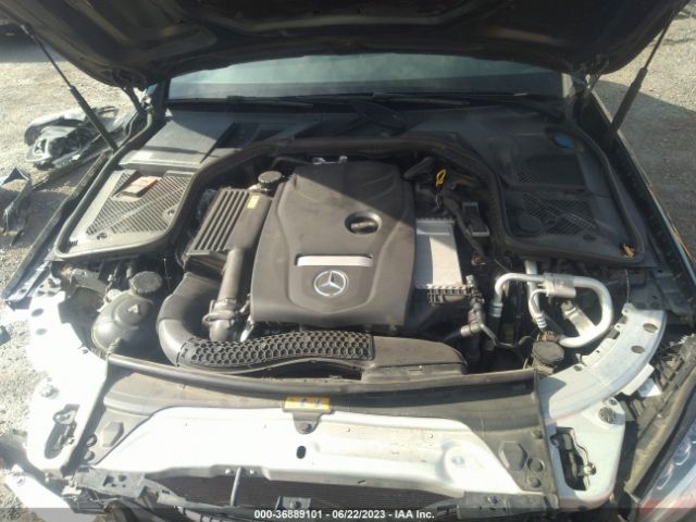 55SWF4JB1FU070521 Mercedes-Benz C 300 Luxury/sport