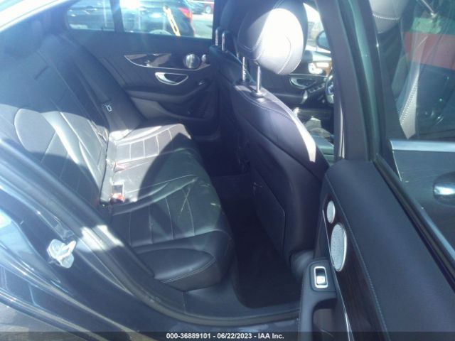 55SWF4JB1FU070521 Mercedes-Benz C 300 Luxury/sport