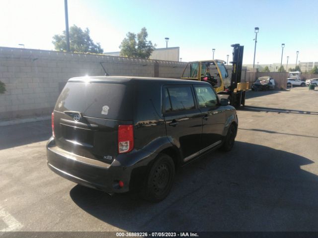 JTLZE4FE1EJ050513 Scion XB