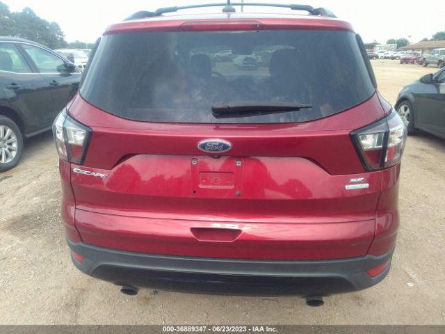 1FMCU0GD3JUD58810 Ford ESCAPE SE
