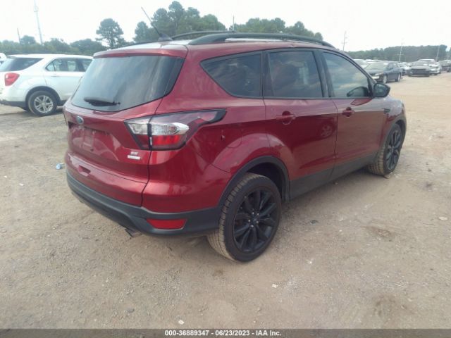 1FMCU0GD3JUD58810 Ford ESCAPE SE