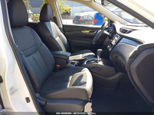 5N1AT2MT6FC798003 Nissan Rogue Sl
