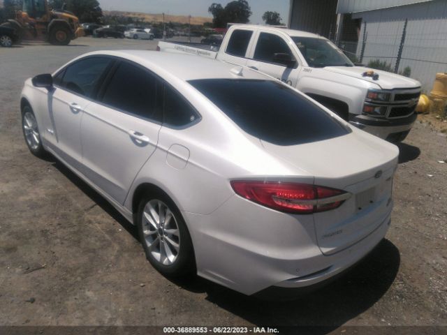 3FA6P0LU0KR135816 Ford Fusion Hybrid Se