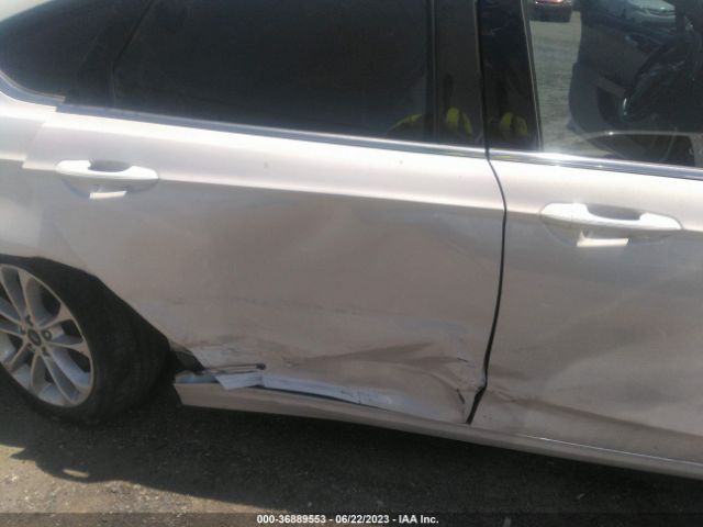 3FA6P0LU0KR135816 Ford Fusion Hybrid Se