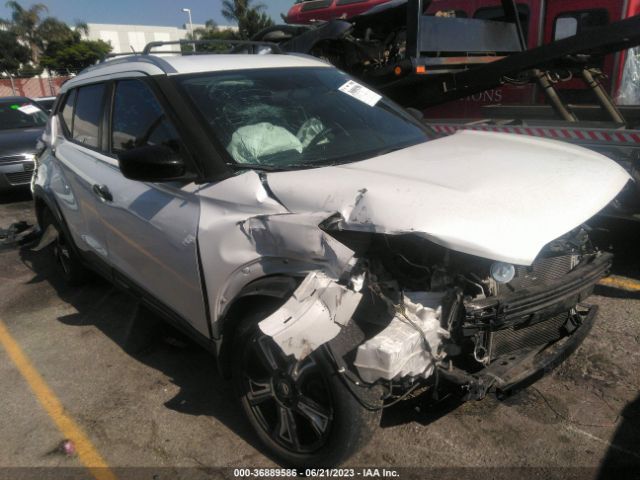 3N1CP5CU5JL506029 auction archive image