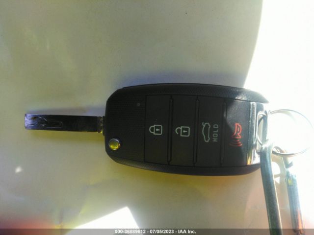 5XXGT4L36HG138459 KIA Optima Lx