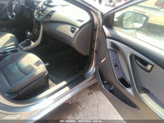 Hyundai ELANTRA SE 2015 5NPDH4AE2FH563459 Image 7