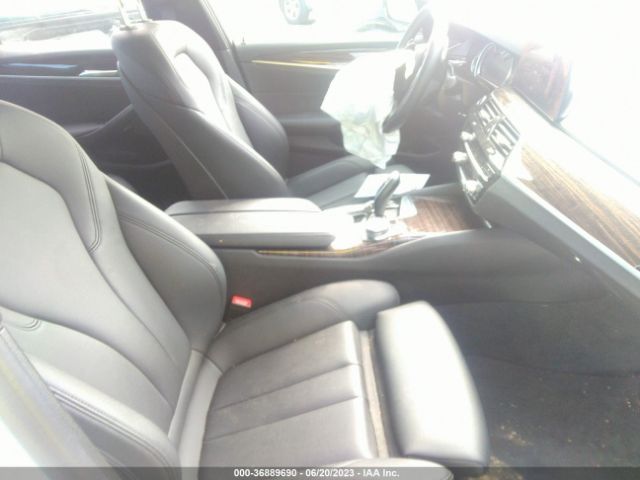 WBAJA7C56KG910583 BMW 5 Series 530i Xdrive