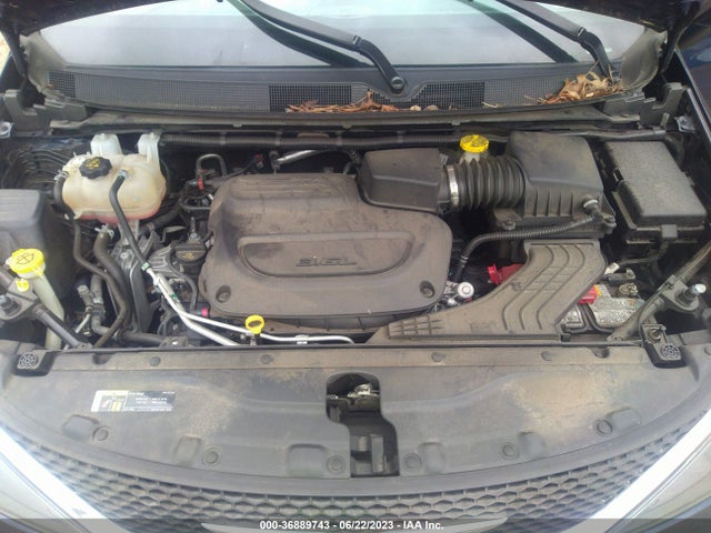 2C4RC1CG8LR237469 Chrysler Voyager Lx