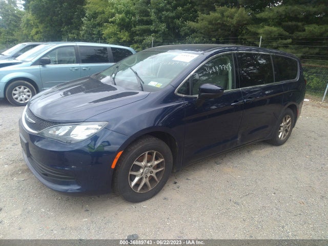 2C4RC1CG8LR237469 Chrysler Voyager Lx
