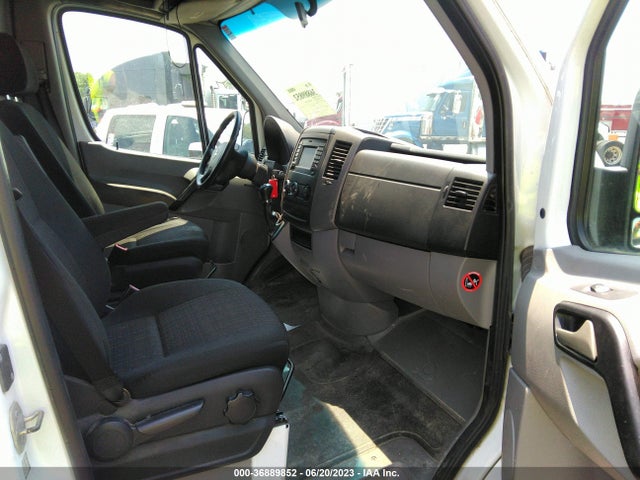 2015 Freightliner Sprinter, VIN: WDYPE7DC3F5987691