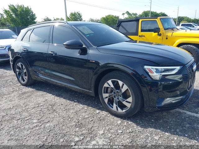 2021 Audi e-tron, VIN: WA1AAAGE9MB020132