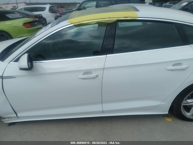 2022 Audi A5, VIN: WAUDACF55NA009262