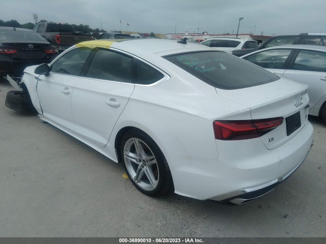 2022 Audi A5, VIN: WAUDACF55NA009262