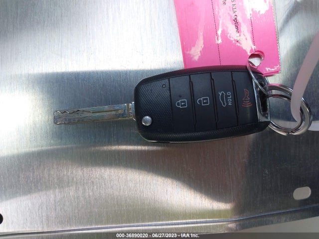 KIA Optima Lx 2015 KNAGM4A70F5580784 Image 3