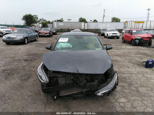 3KPF24AD8KE110673 KIA Forte Lxs