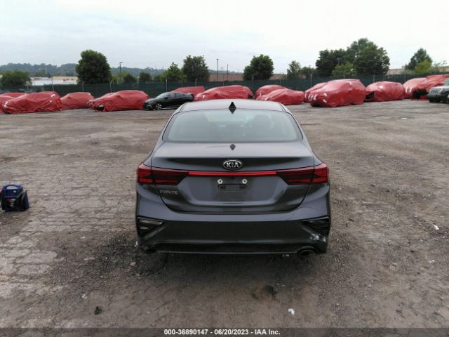 3KPF24AD8KE110673 KIA Forte Lxs