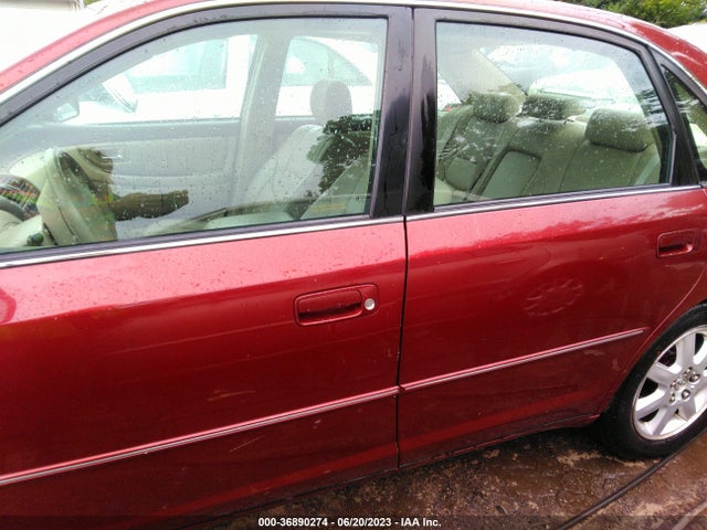 2000 TOYOTA AVALON XL/XLS VIN: 4T1BF28B2YU022686