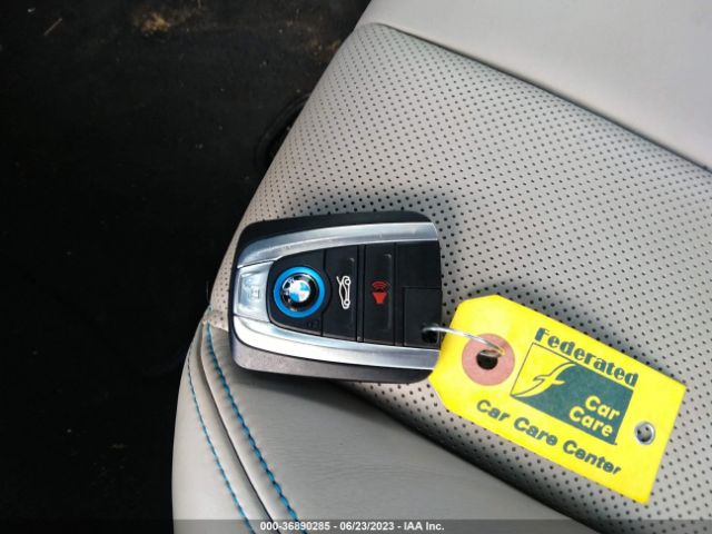 WBY2Z2C51EVX64448 BMW I8