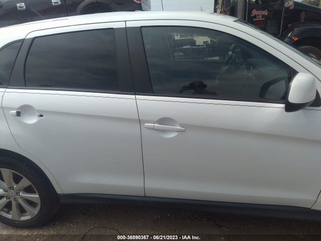 2014 MITSUBISHI OUTLANDER SPORT ES VIN: 4A4AP3AU7EE008604