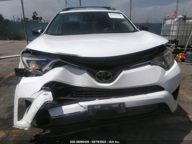 2018 TOYOTA RAV4 LE VIN: JTMZFREV7JJ202392