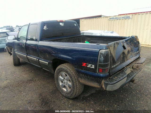 2002 CHEVROLET SILVERADO 1500 LS VIN: 2GCEK19T121207765